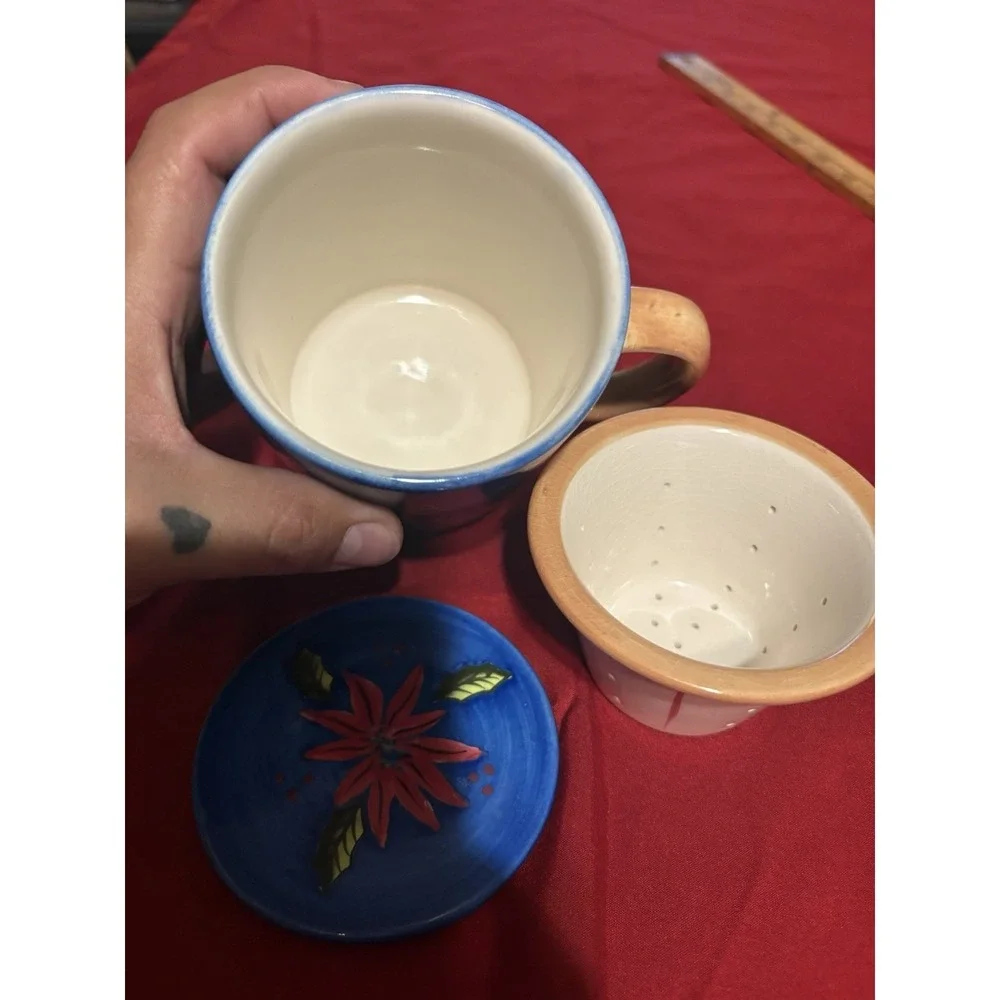 Barnes & Noble Poinsettia Tea Infuser Mug 3pc Set Cup Lid NWOB Christmas Blue